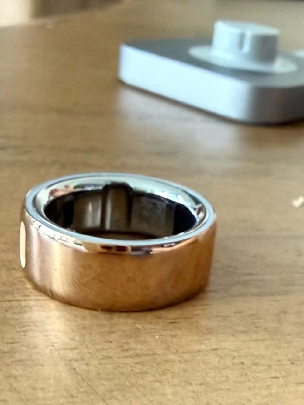 Oura Ring 4 Size 5 Rose Gold - excellent condition